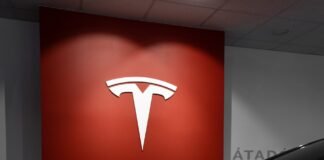 Why Do Teslas Have More Range Than Other EVs? Teslas
