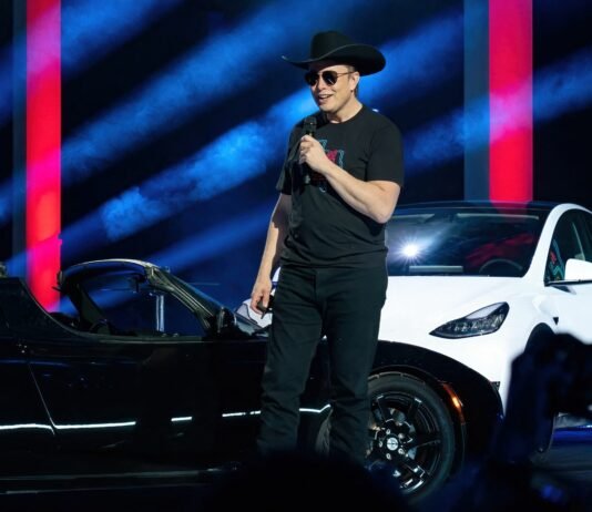 US Auto Dealers and Electric Cars: Navigating the New Market Landscape for Optimal Success in 2030 US Auto Dealers and Electric Cars