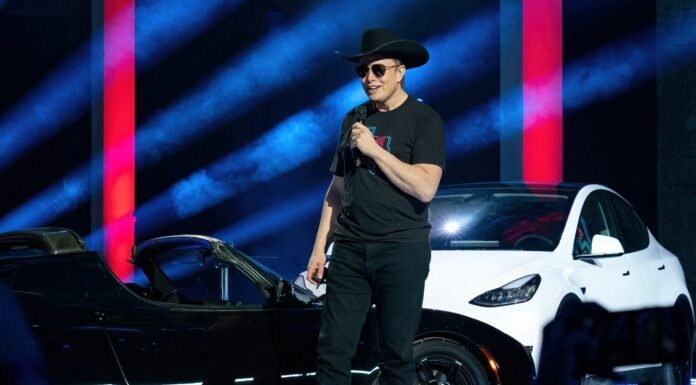 US Auto Dealers and Electric Cars: Navigating the New Market Landscape for Optimal Success in 2030 US Auto Dealers and Electric Cars
