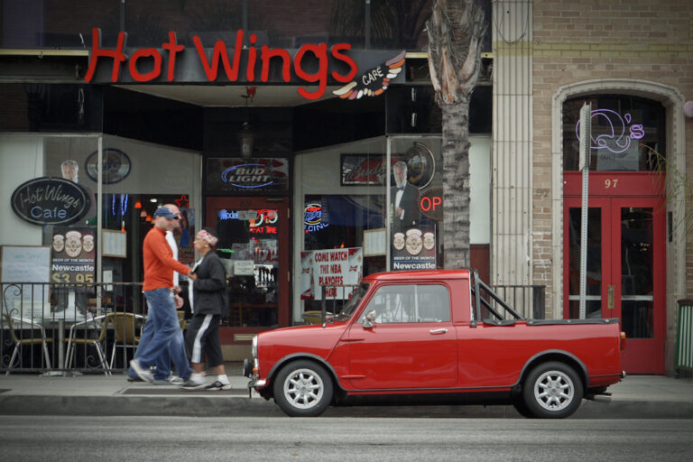 The Legendary 1980 Mini-Truck Melee: A Battle of Speed and Skill