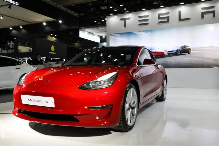 Tesla Model 3 price reduction