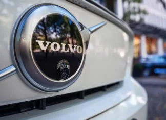 Volvo Is the latest automaker to Agree to Adopt Tesla’s Charge Port