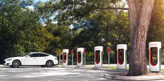 Tesla Charging Network: Electrifying the year 2050 of EV Compatibility Tesla Charging Network