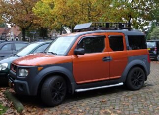 5 Common Issues with the Honda Element to Watch Out For Honda Element
