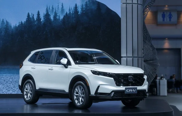 2024 Honda HR-V EX-L: A Look at the Features 2023 Honda CR-V EX-L
