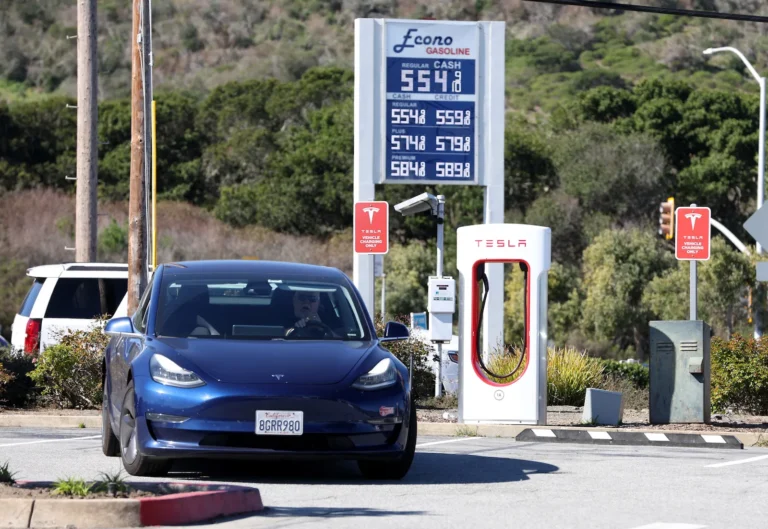 Understanding the Cost of Charging a Tesla