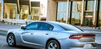 Dodge Charger SXT: Speeding to the Top Dodge Charger SXT