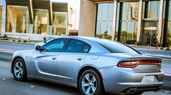 Dodge Charger SXT: Speeding to the Top Dodge Charger SXT