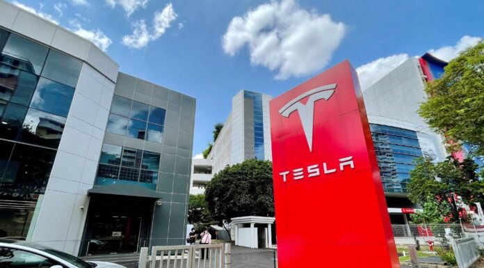 Tesla’s Impact on the Automotive Industry Tesla's Impact on the Automotive Industry