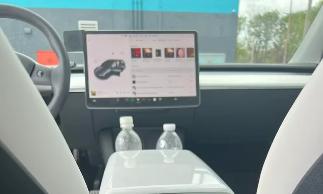 Exploring the Features of the Tesla Model 3 Rear Screen Tesla Model 3 Rear Screen