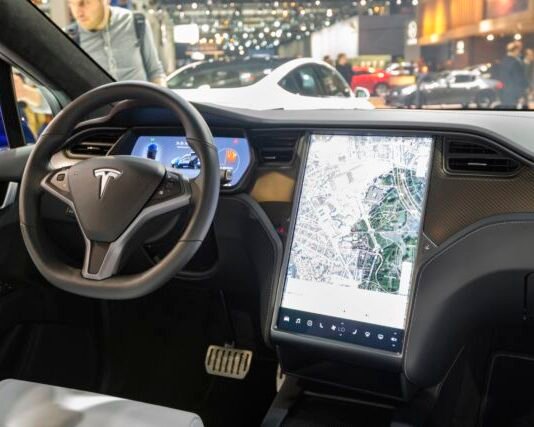 Live camera malfunction in Tesla cars: What to Do? live camera malfunction in Tesla cars
